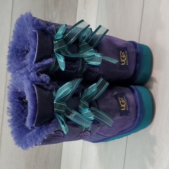 Ugg Australia Women Bailey Bow Bloom LI Ankle Leather Sheepskin Boots shoes sz 5 - Picture 7 of 15